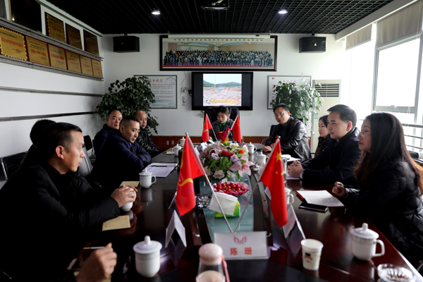 農(nóng)民工 (1).jpg